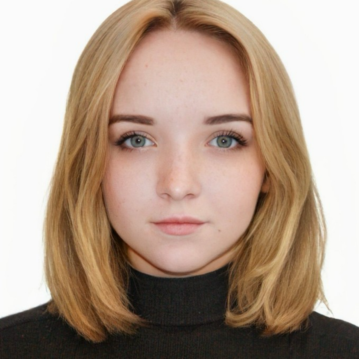 Влада Хижнякова