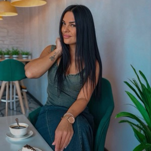 Елена Луканова