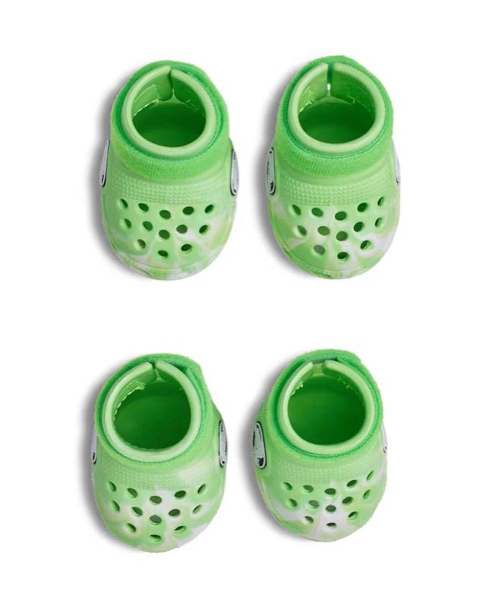 Какая милота: Crocs заколлабились с BARK и выпустили маленькие кроксики ботинки для собак. Собачьи Crocs доступны в двух цветах и, кстати, они светятся в темноте | Сетка — социальная сеть от hh.ru
