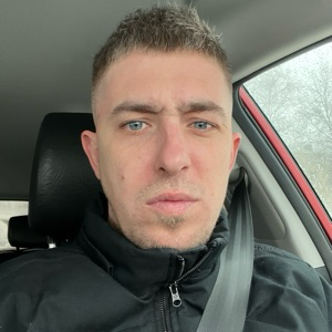 Андрей Волков