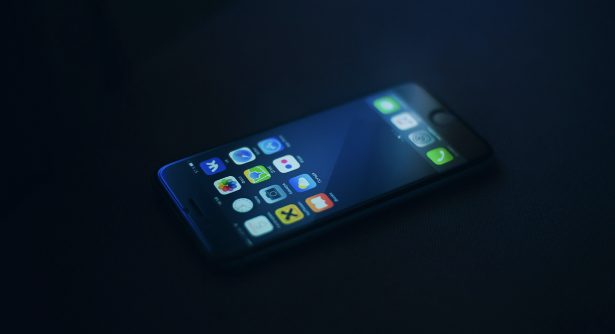 Почему мы решили написать о настройках безопасности айфона?
Наверняка у вас и так есть общее представление о том, как предотвратить доступ чужих людей к вашей личной информации | Сетка — социальная сеть от hh.ru