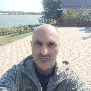 Акоб Варданяна