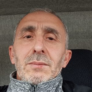 Хизри Джакавов