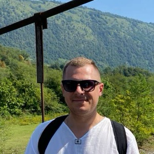 Александр Белозеров