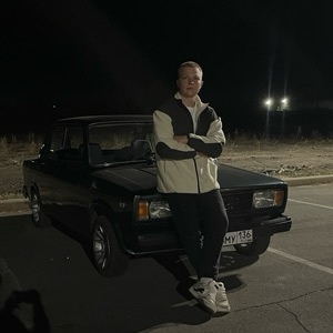 Nick Strokow | Сетка — социальная сеть от hh.ru