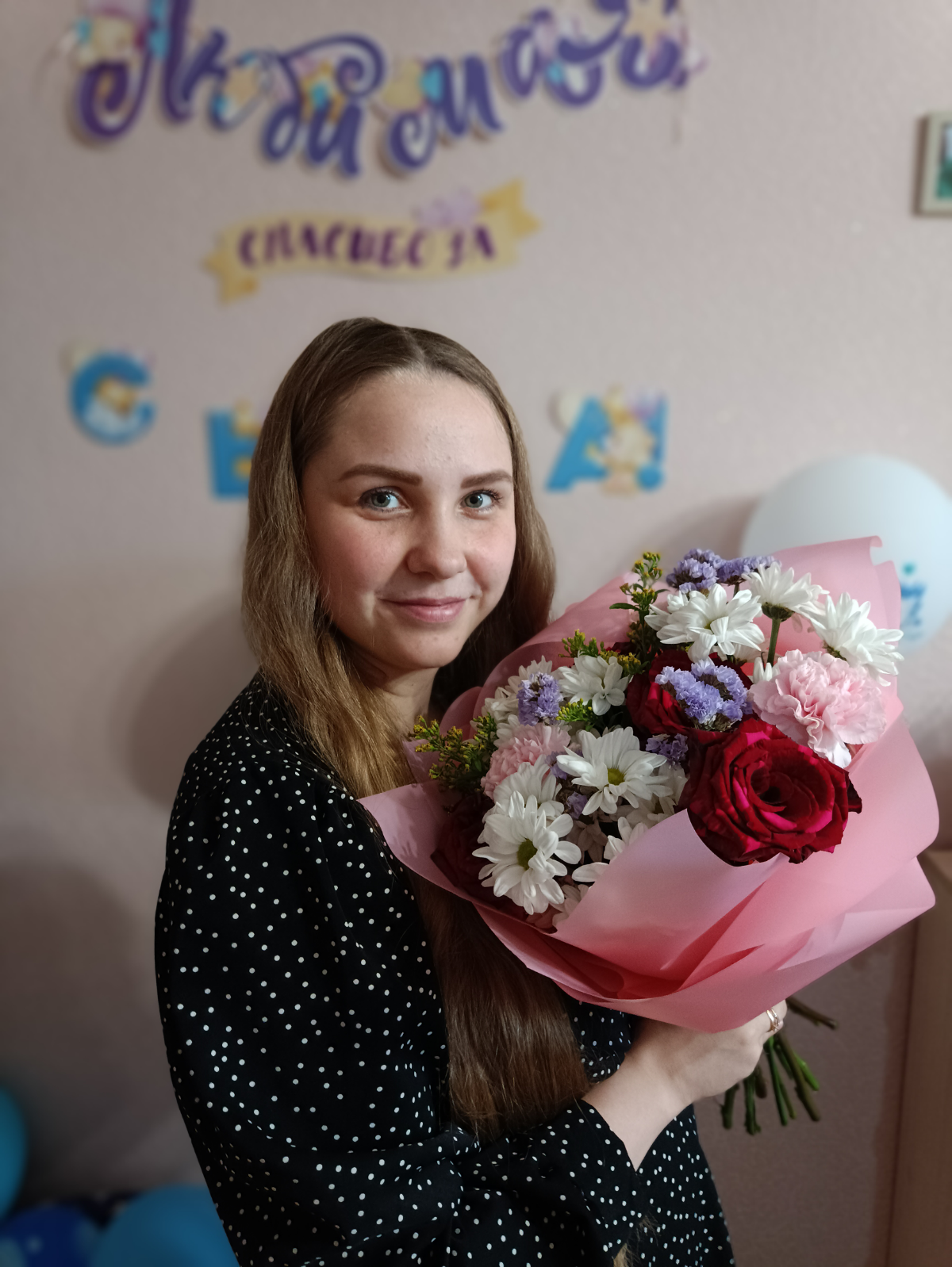 Всем привет ❤  
Я ВенчагОва Татьяна уже 2 года☺️ До этого носила девичью фамилию Лунёва | Сетка — социальная сеть от hh.ru