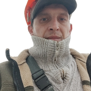 Анатолий Захаров