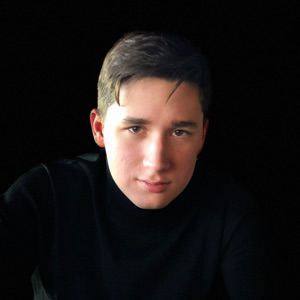 Илья Якин