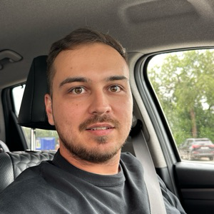 Ринат Сулейманов | Сетка — социальная сеть от hh.ru