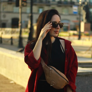 Лена Интра