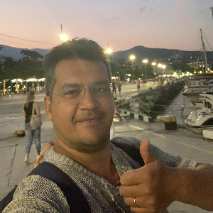 Азат Ханнанов