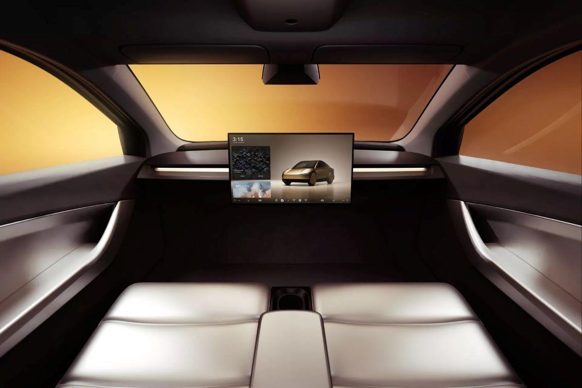 ✨ Tesla тут показала новые картинки из нашего возможно недалёкого будущего.
Беспилотные такси и шаттлы в, с одной стороны, ультрафутуристичном, с другой стороны уже не столь удивляющем дизайне | Сетка — социальная сеть от hh.ru