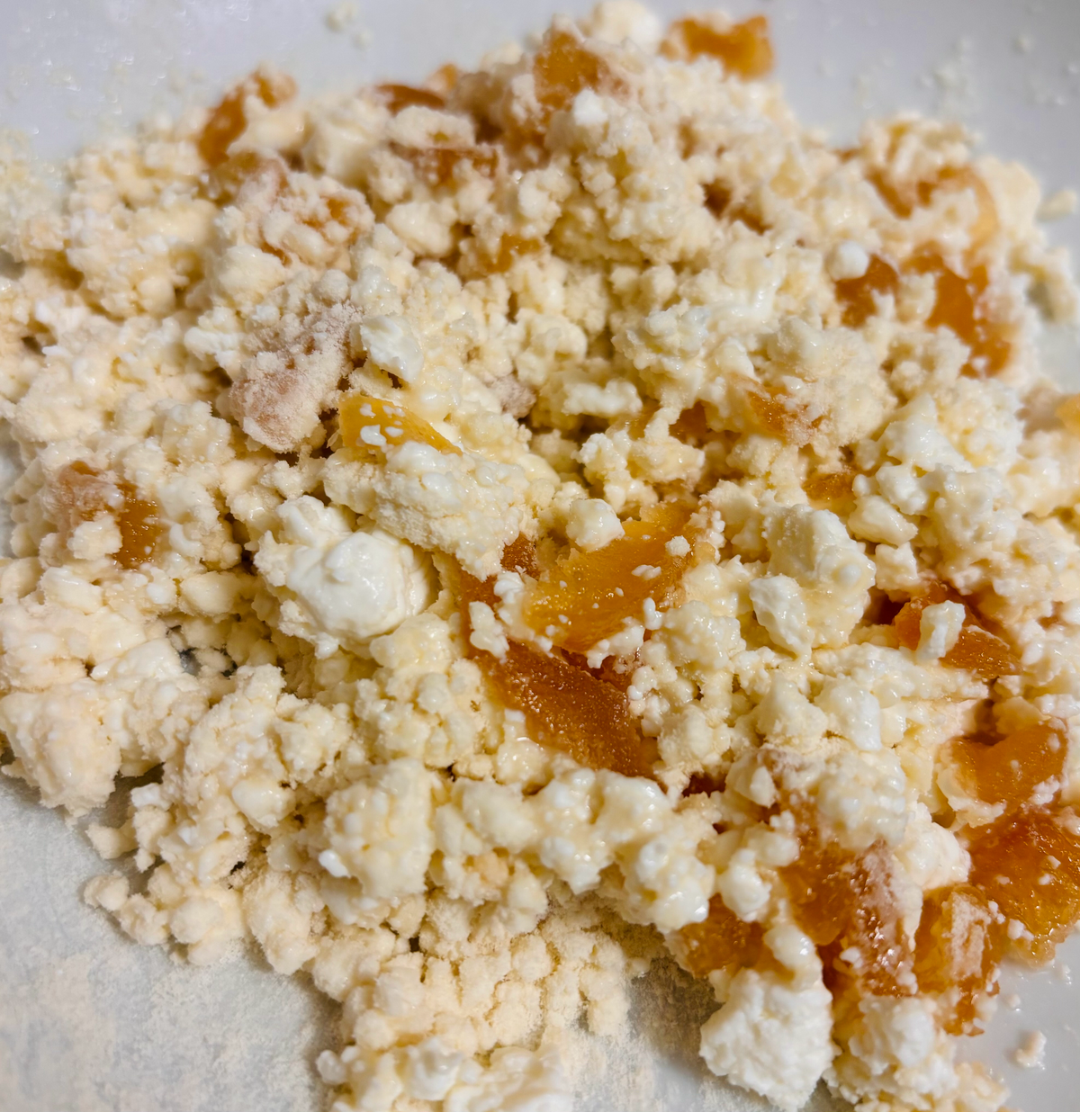 Я тоже живая 🥹
Сейчас у меня достаточно большой дефицит калорий (в пределах нормы )и часто в конце дня ну очень хочется есть и хочется сладкого  | Сетка — социальная сеть от hh.ru