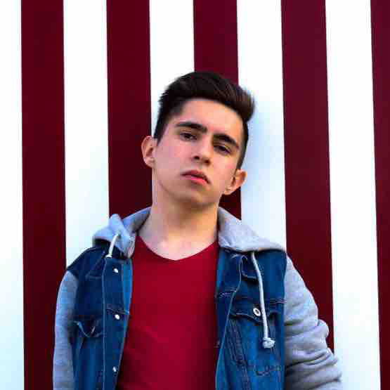 Денис Низамутдинов