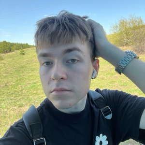 Алексей Зверев