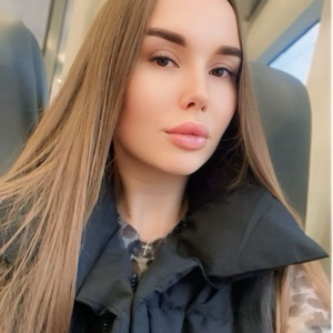 Анна Устинова