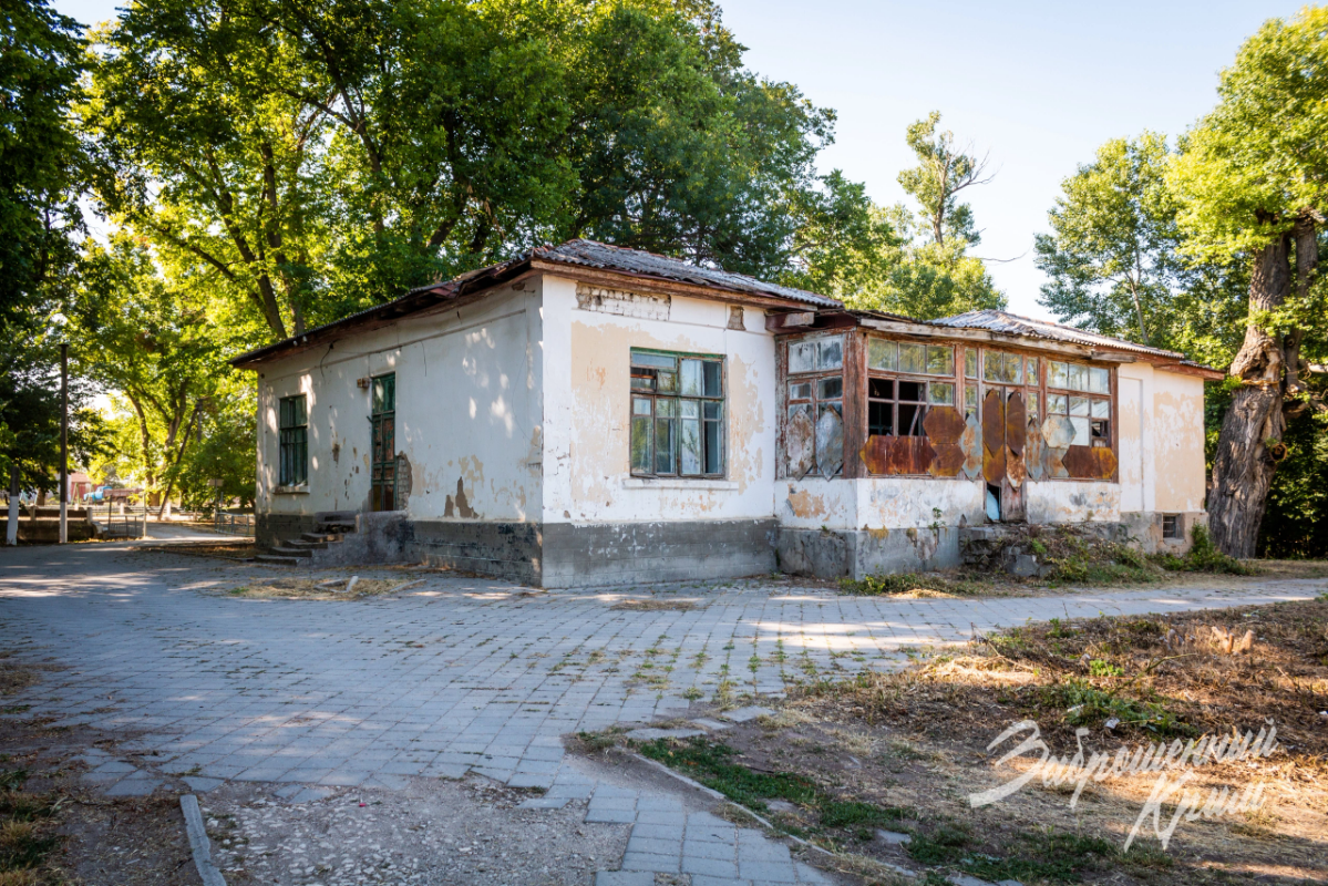 Усадьба Айвазовского в с. Приветное до начала реставрации. | Сетка — социальная сеть от hh.ru
