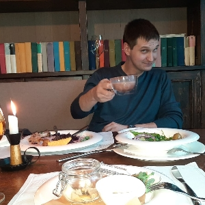 Евгений Сенин