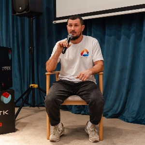 Азат Хасанов