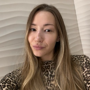 Евгения Швалова