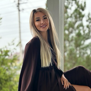 Юлия Алмазова