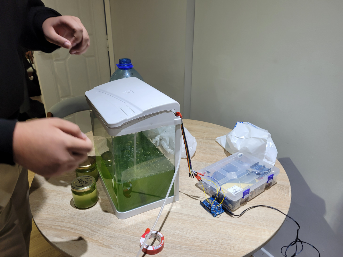 Помог команде подготовить цифровую часть с помощью Wemos D1 Uno и датчика CO2 для их эко проекта на хакатон | Сетка — социальная сеть от hh.ru