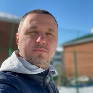 Артем Исаков