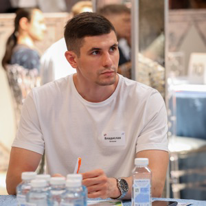 Владислав Устинов | Сетка — социальная сеть от hh.ru