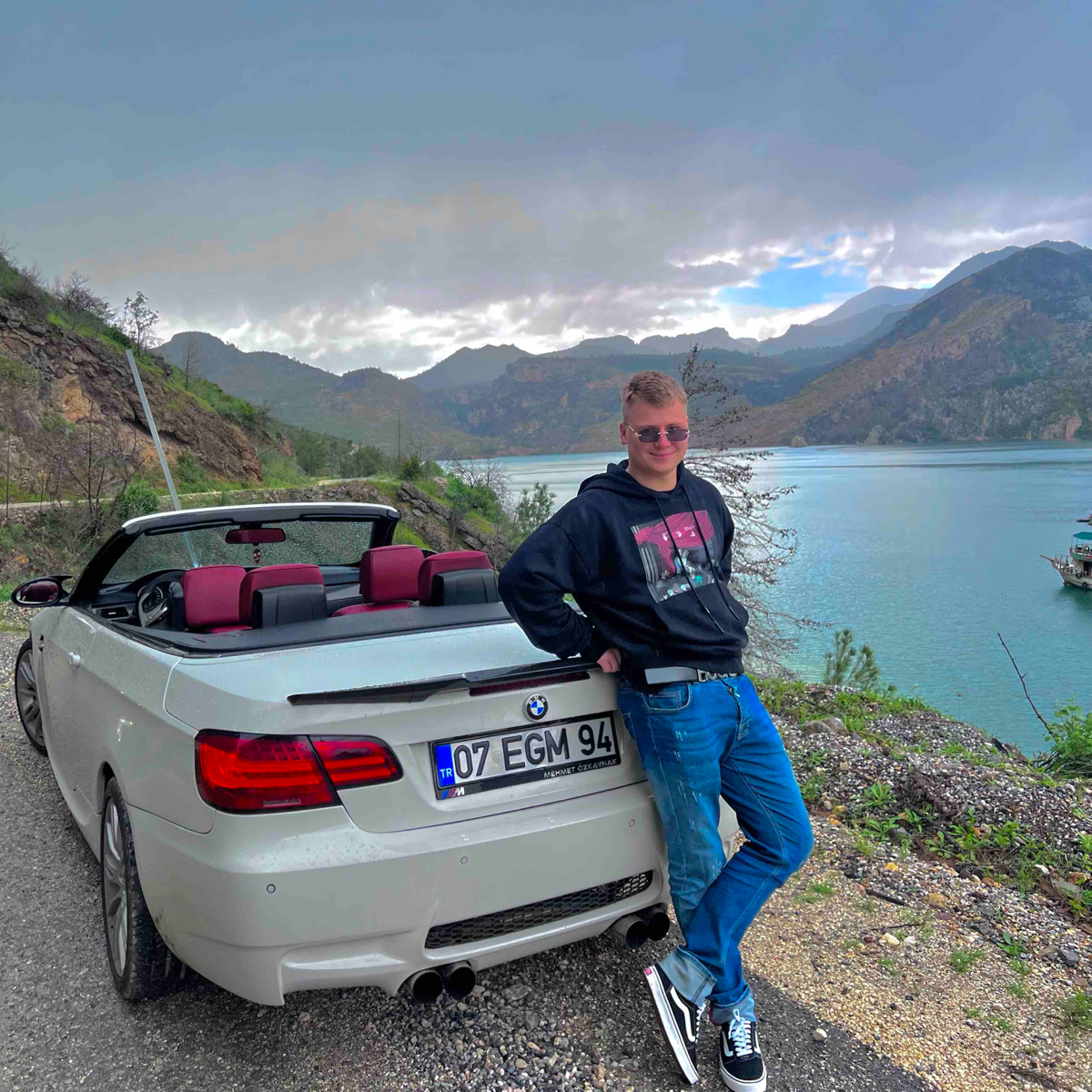 Network member avatar