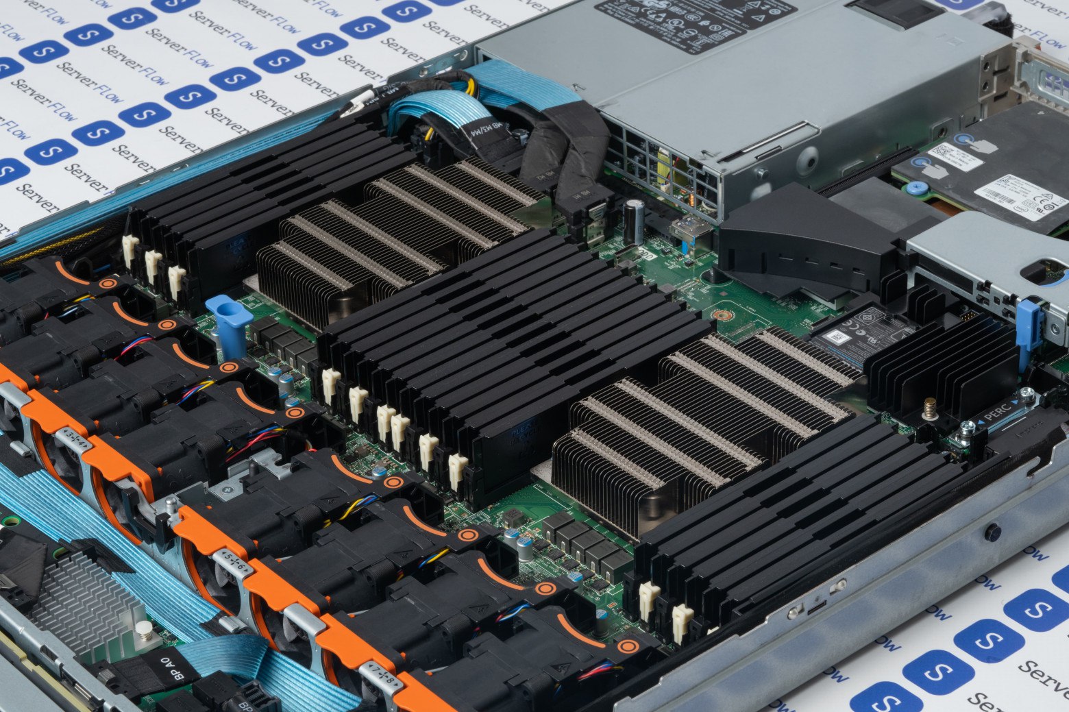Что выгодней — свое железо или облако?
https://habr.com/ru/companies/serverflow/articles/849784/ | Сетка — социальная сеть от hh.ru