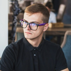 Александр Горин