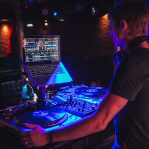 Vsevolod Botov | Сетка — социальная сеть от hh.ru