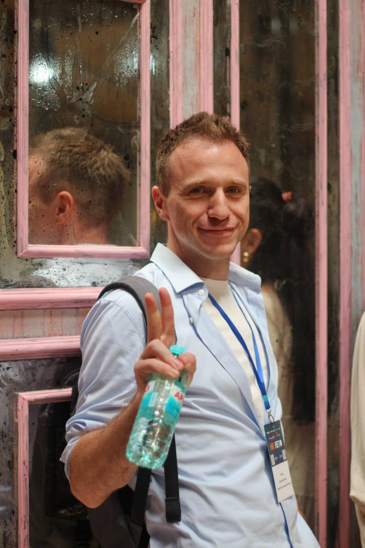 Место и должность вторичны, а первичен всегда человек ☝️ | Сетка — социальная сеть от hh.ru