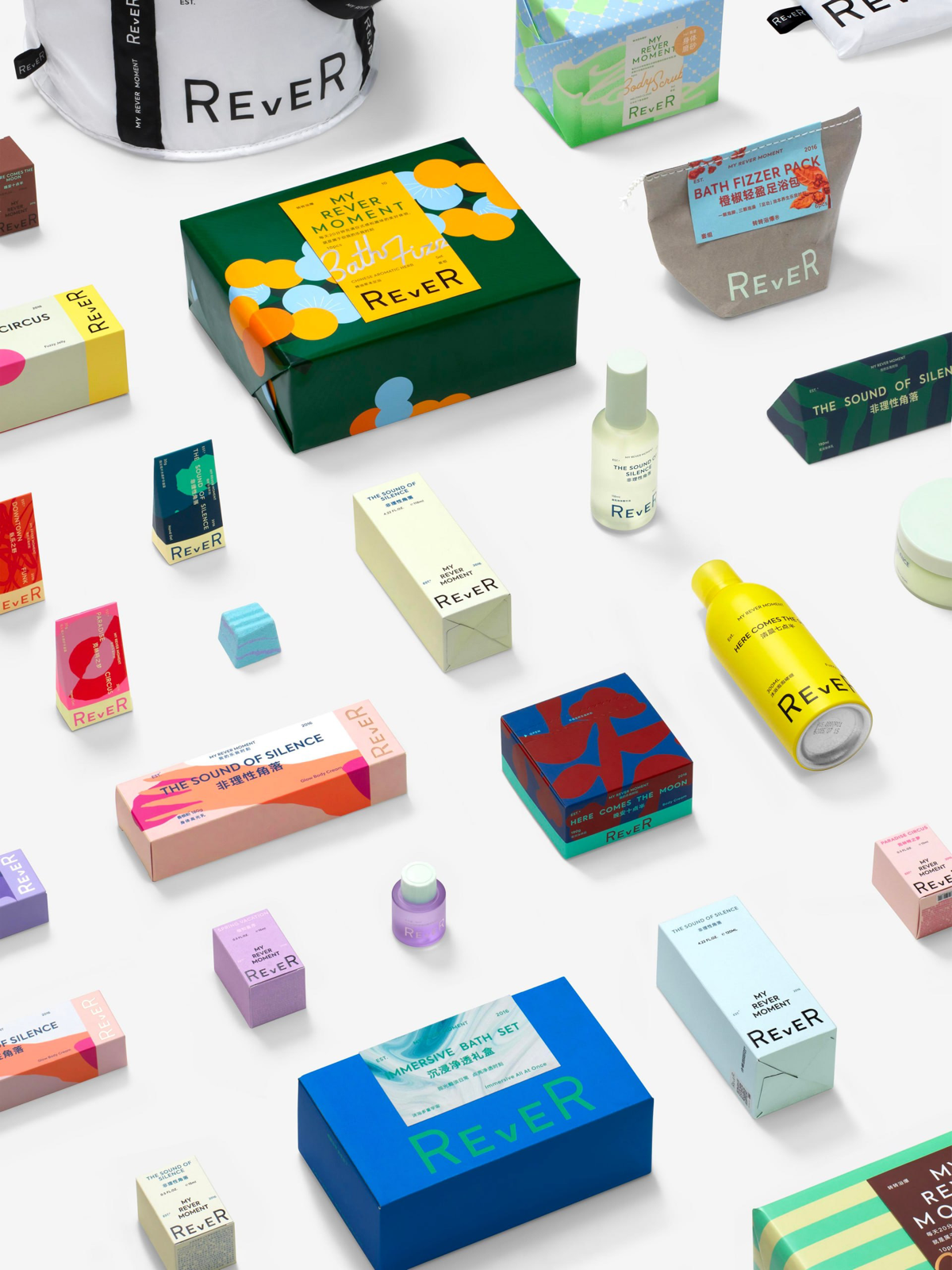 Некоторые работы студии A Black Cover Design (ABCD) — международного брендингового агентства с офисами в Пекине и Лос-Анджелесе
Отдельно советую заценить станичку с огромным количеством задизайненных ... | Сетка — социальная сеть от hh.ru