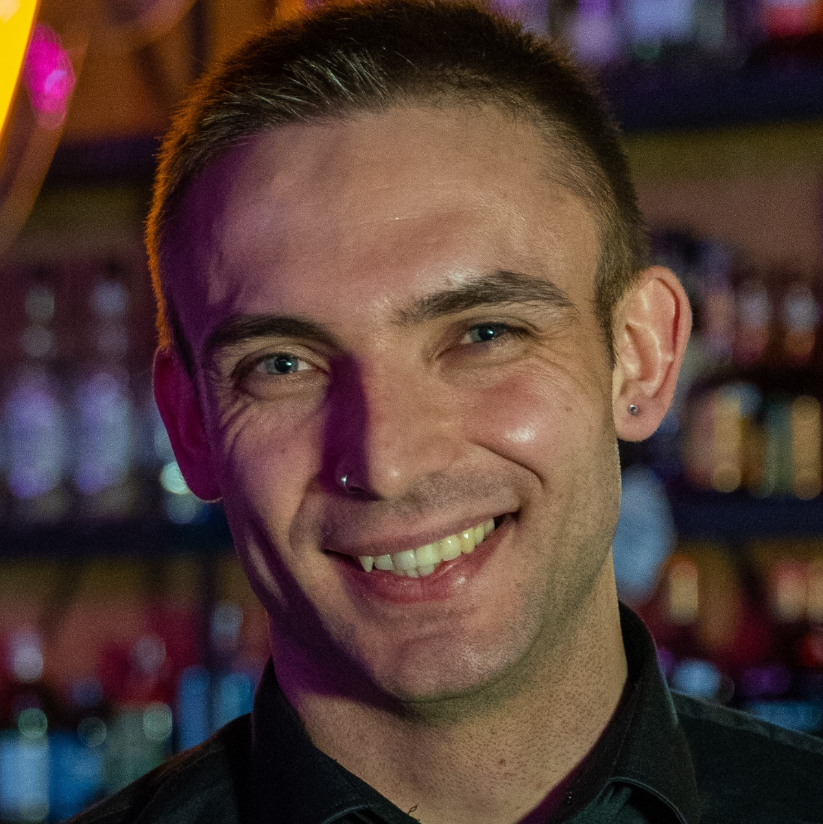 Станислав Хасанов