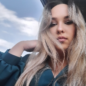 Алена Скоробогатова | Сетка — социальная сеть от hh.ru