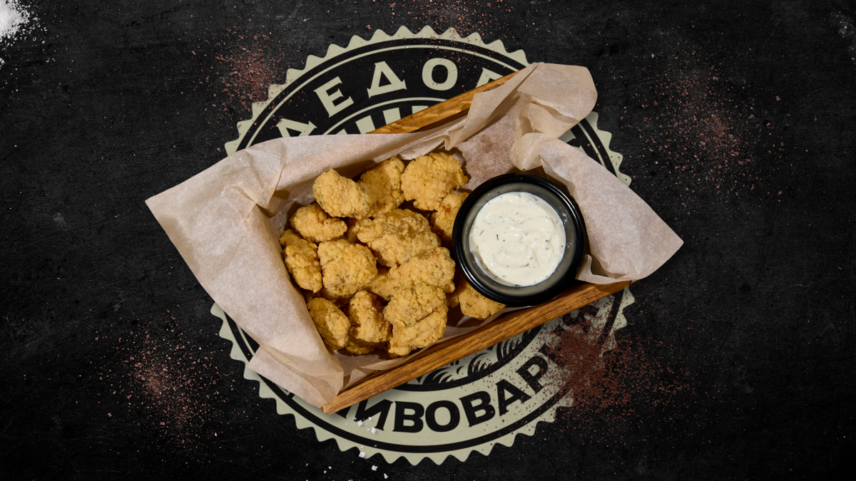 Фон который предоставил заказчик мне не очень зашел, поэтому я отрисовал новый фон, добавил специй, логотип и вуаля ✅
#фотографмосква #food #фудфотограф #фотографспб | Сетка — социальная сеть от hh.ru