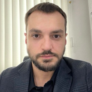 Заур Лазарев | Сетка — социальная сеть от hh.ru