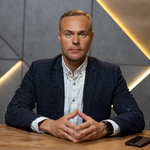 Сергей Коломенцев | Сетка — социальная сеть от hh.ru