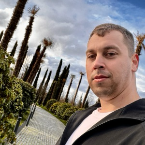 Александр Гриценко