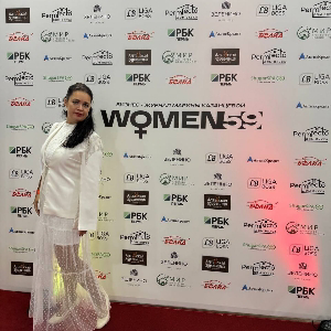 Марина Попова