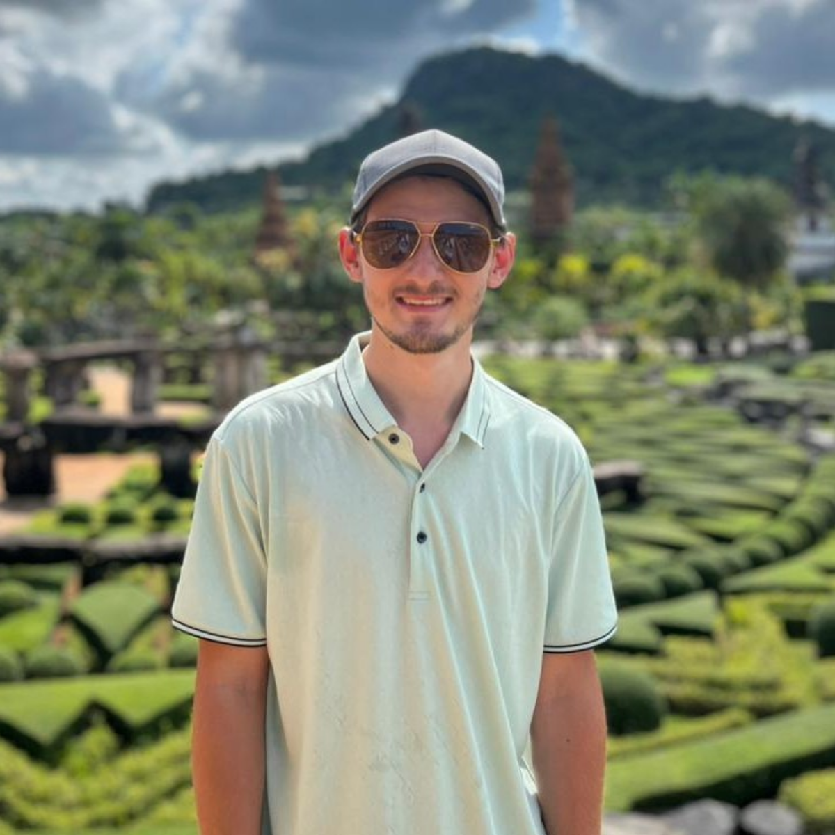 Роман Гречнев