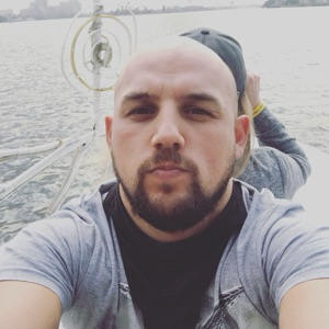 Алексей Иванов
