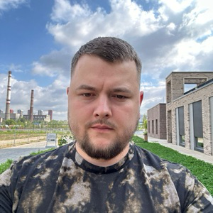 Максим Карпов