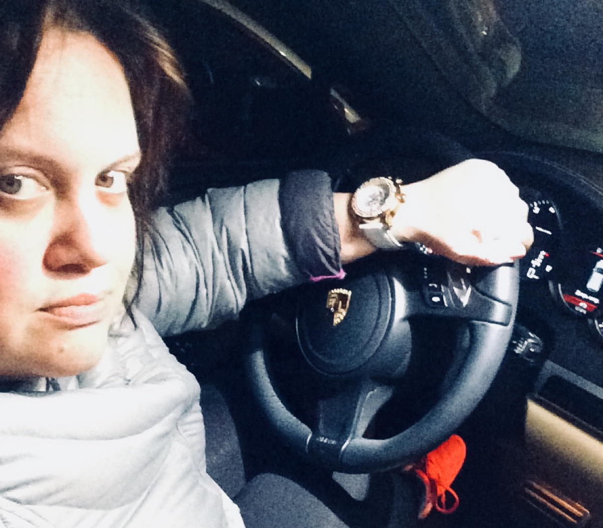 P,S… для молодых! Которых в сетке думаю больше ! Любовь,потом семья, карьера это все прекрасно! И кажется, что все получится ! Мы боремся, не спим, не едим , работаем без выходных! Что то доказываем … | Сетка — социальная сеть от hh.ru
