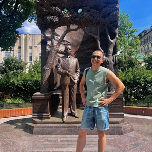 Азиз Халилов