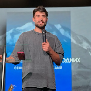 Илья Брагин