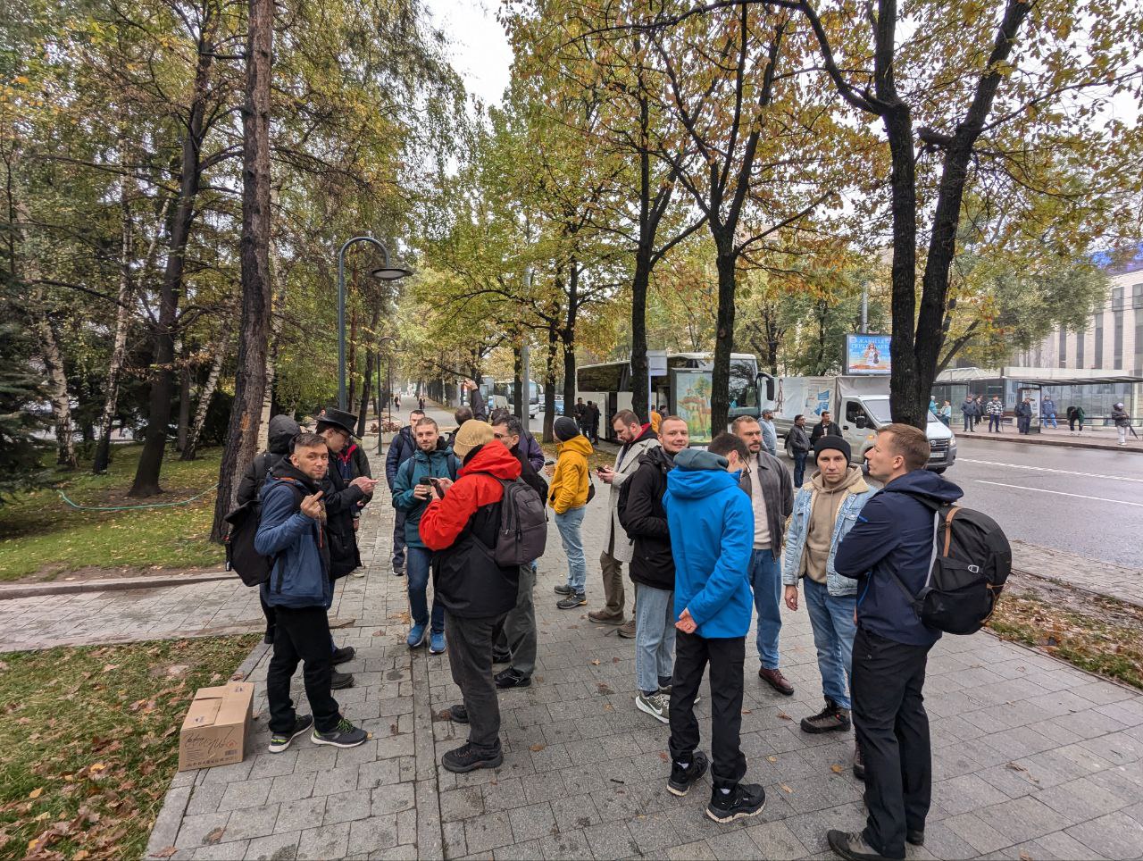 Вот вы спите, а правильные сетевики уже в горы собираются. | Сетка — социальная сеть от hh.ru