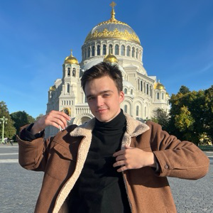 Никита Сахаров