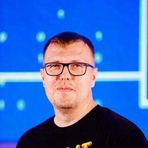 Владимир Ларионов